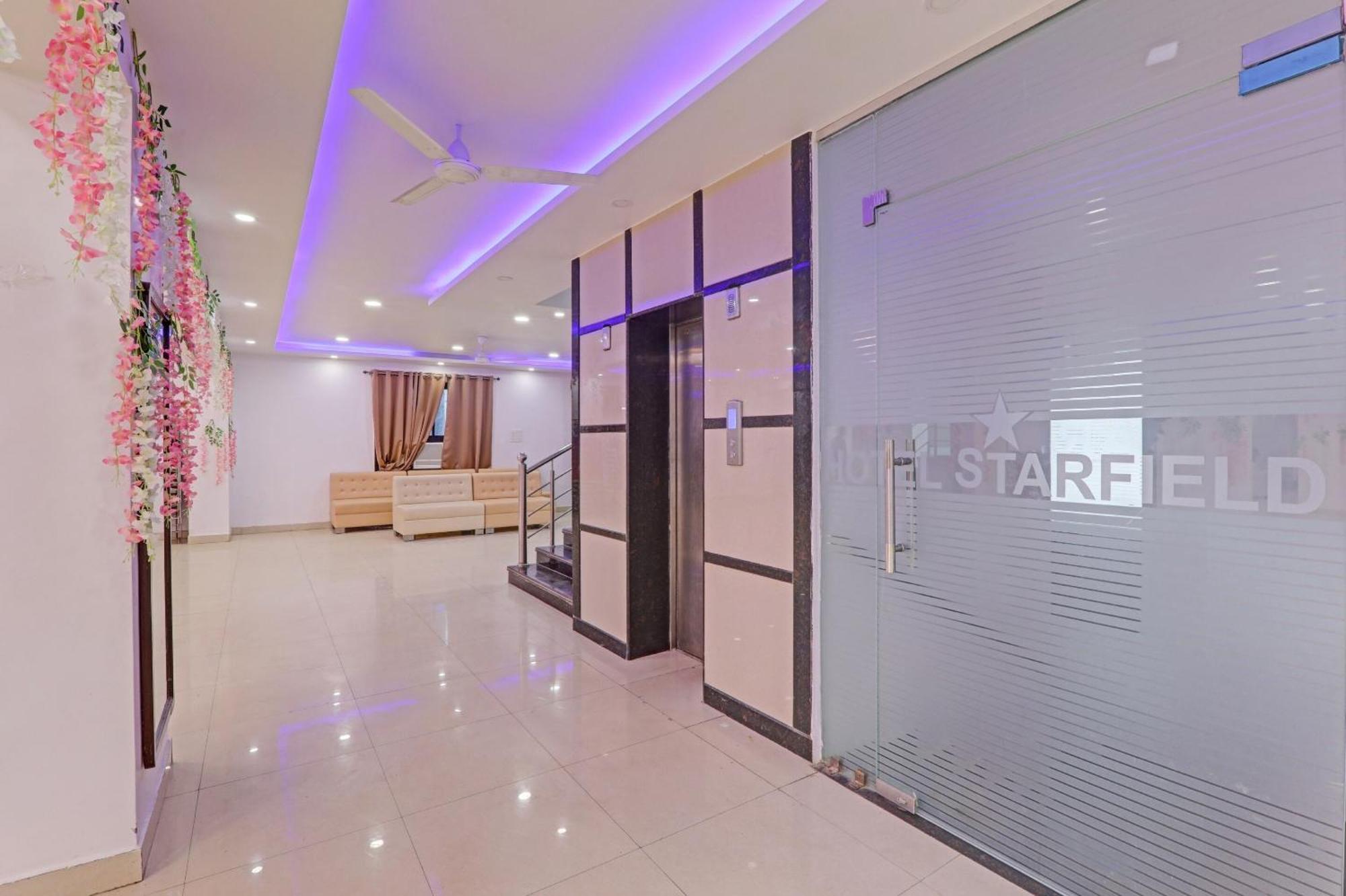 Hotel Collection O Starfield Lucknow Esterno foto
